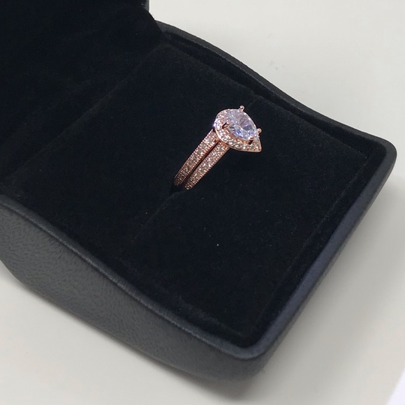 SOLD Rose Gold Tear Drop Wedding Set - Picture 5 of 8